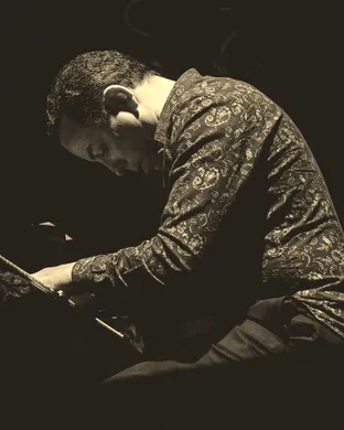 Andres - Artist Santa Ana
