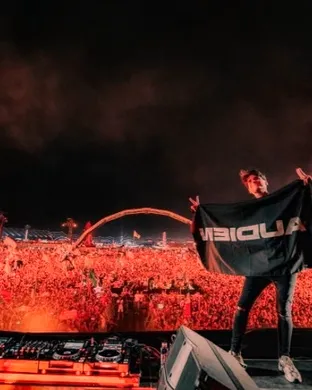 Audien Costa Mesa