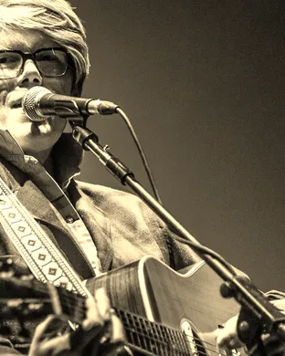 Brett Dennen San Juan Capistrano