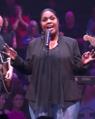 CeCe Winans