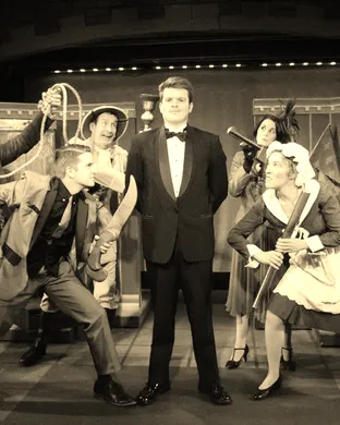Clue - Live On Stage Los Angeles
