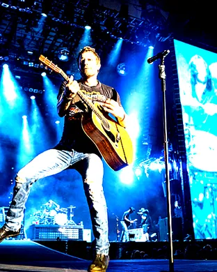 Dierks Bentley Irvine