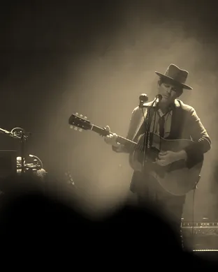 Gregory Alan Isakov Los Angeles