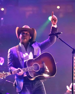 Jon Pardi Santa Clarita