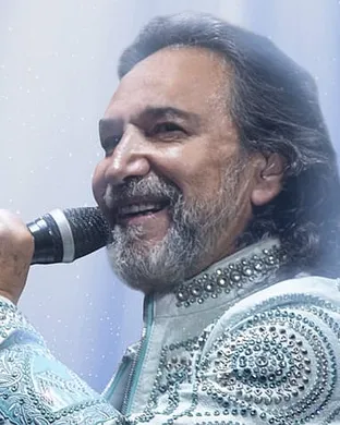 Marco Antonio Solis Highland