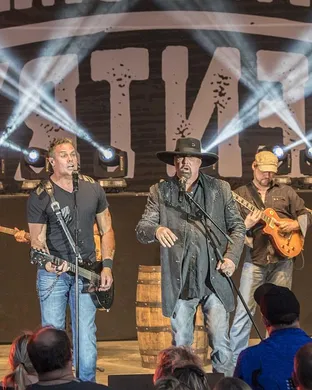 Montgomery Gentry Pala